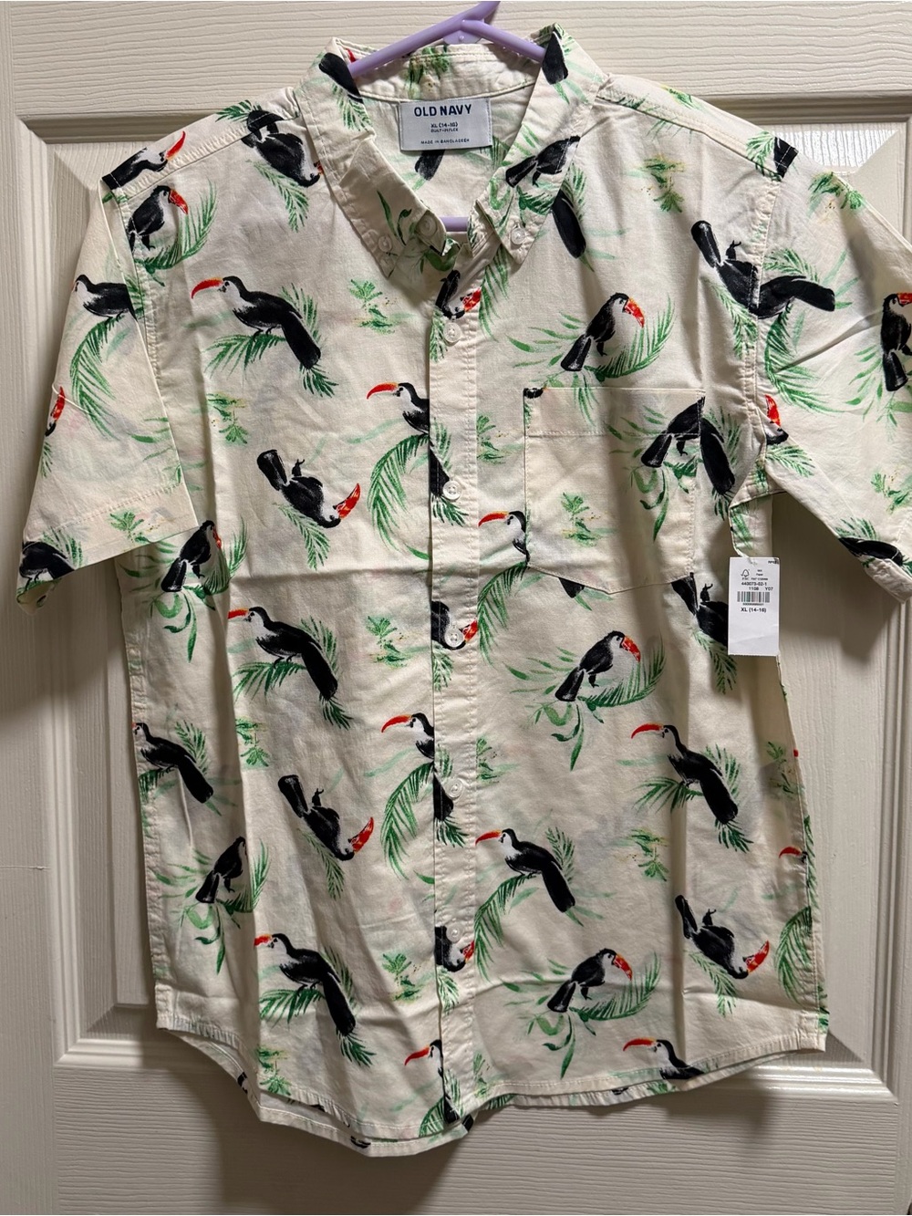 Old Navy Men's Cream Short-Sleeve Toucan Print Button-Up Shirt